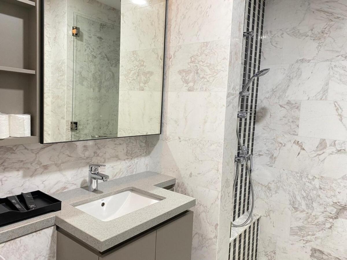 Eaton Suites Klcc Kuala Lumpur Bagian luar foto